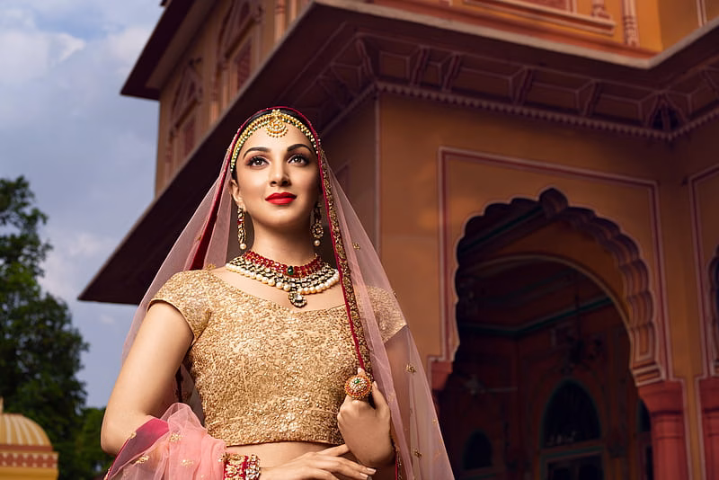 HD-wallpaper-kiara-advani-2019