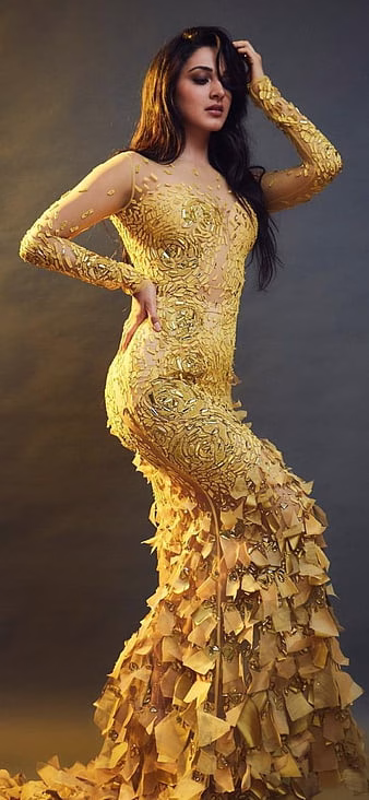 HD-wallpaper-kiara-advani-beautiful-bollywood-tollywood-thumbnail-4