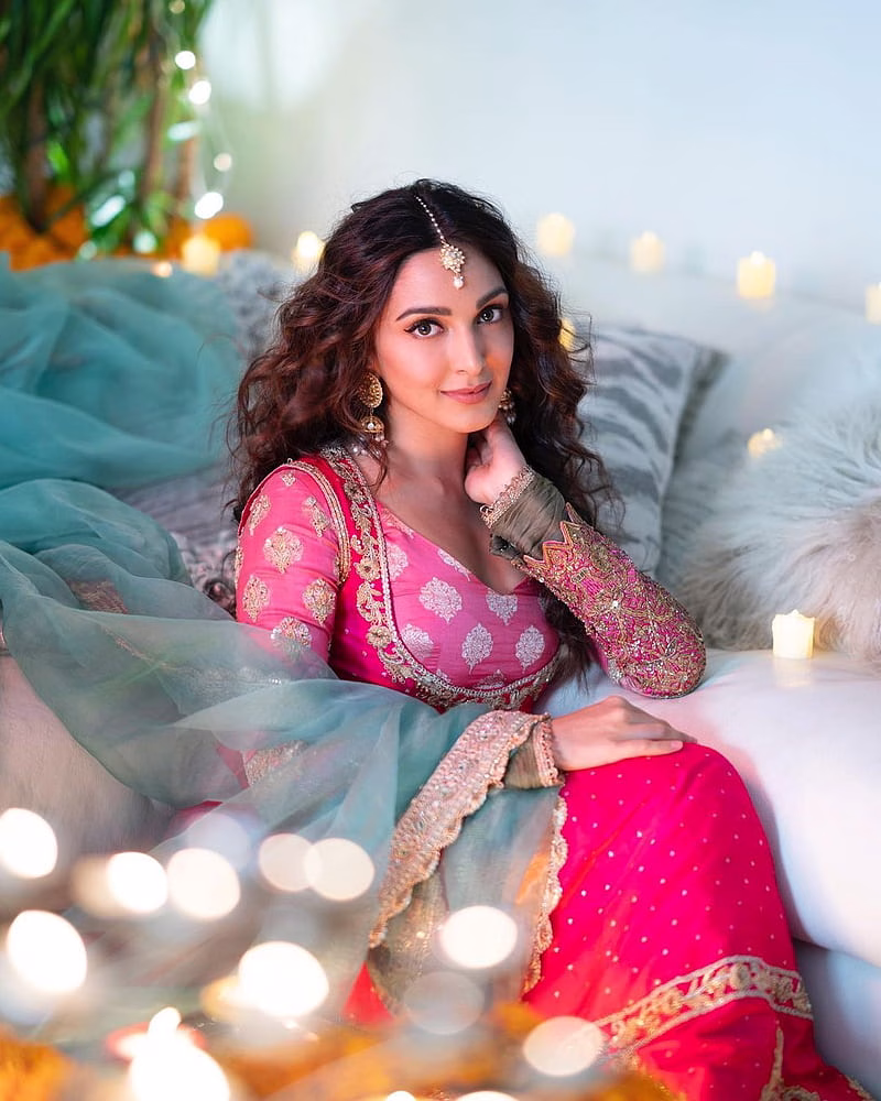 HD-wallpaper-kiara-advani-bollywood-diwali-kiara-advani-tollywood-2