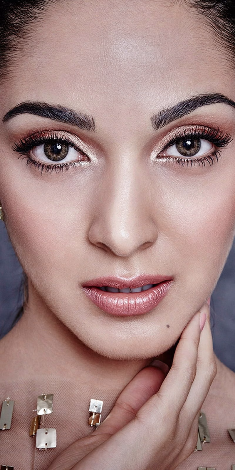 HD-wallpaper-kiara-advani-bollywood-kiara-advani-10
