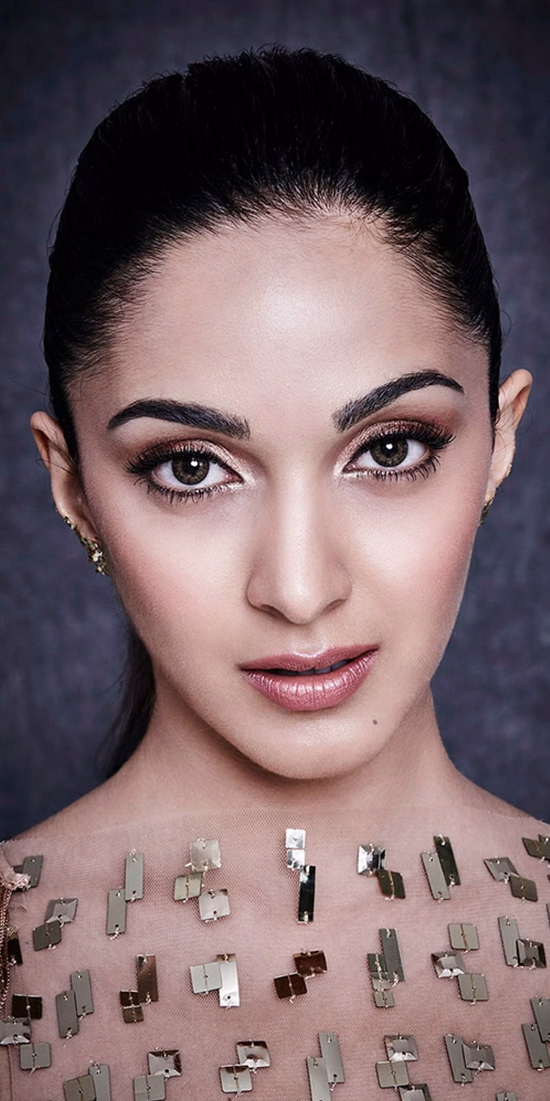HD-wallpaper-kiara-advani-bollywood-kiara-advani-6