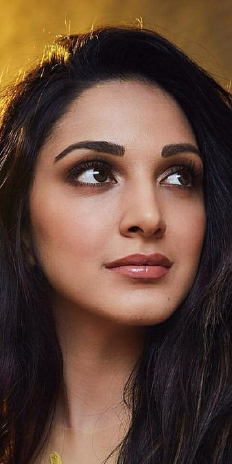 HD-wallpaper-kiara-advani-bollywood-kiara-advani-thumbnail-4