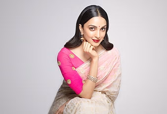HD-wallpaper-kiara-advani-in-saree-thumbnail