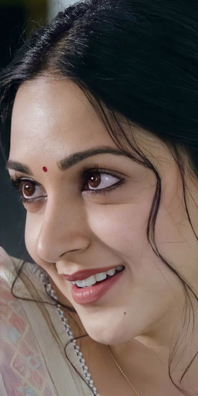 HD-wallpaper-kiara-advani-nose-shershaah