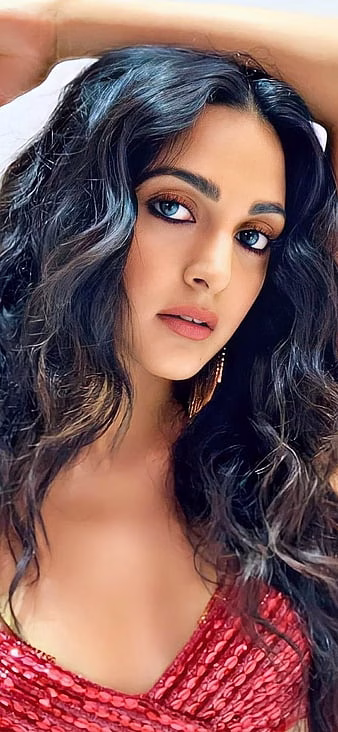 HD-wallpaper-kiara-advani-red-beautiful-bollywood-thumbnail