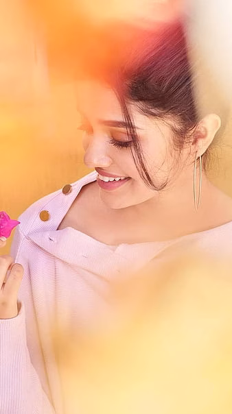HD-wallpaper-krithi-shetty-telugu-actress-model-thumbnail