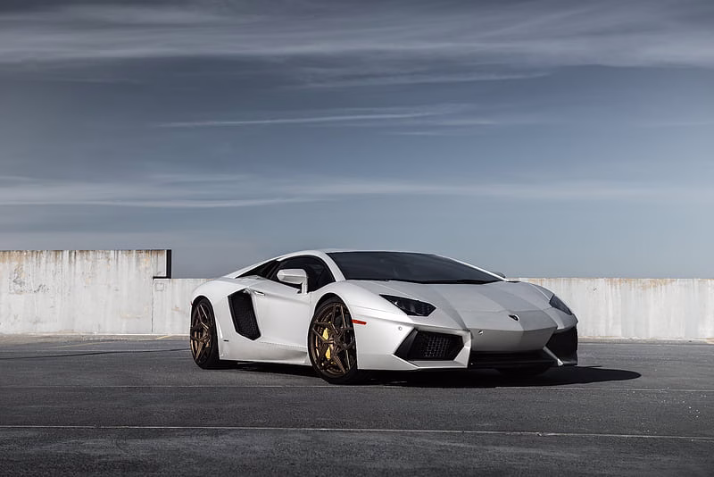 HD-wallpaper-lamborghini-aventador-lamborghini-aventador-lamborghini-cars