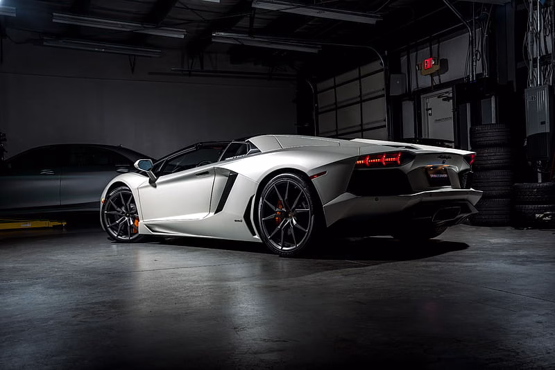 HD-wallpaper-lamborghini-aventador-new-lamborghini-aventador-lamborghini-cars