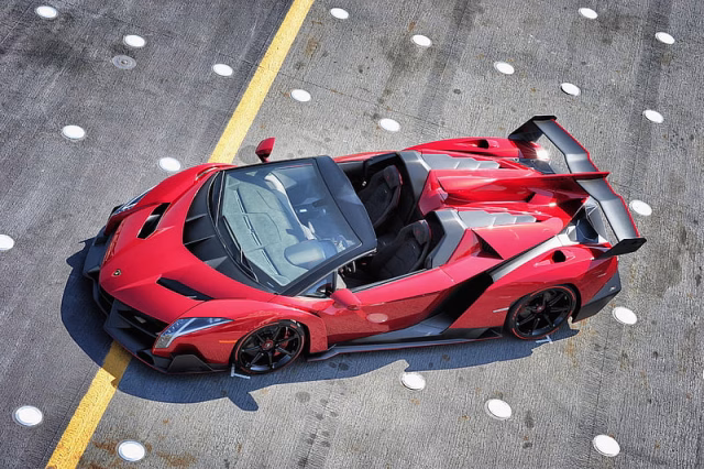 HD-wallpaper-lamborghini-veneno-roadster-lamborghini-lamborghini-veneno-cars