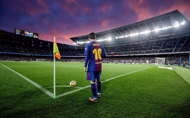 HD-wallpaper-lionel-messi-barcelona-la-liga-spain-corner-kick-football-stadium-leo-messi-camp-nou