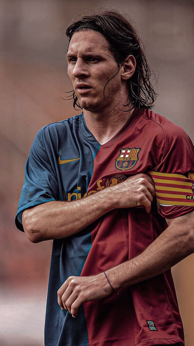 HD-wallpaper-messi-in-long-hair-messi-long-hair-footballer-sports-barcelona-jersey