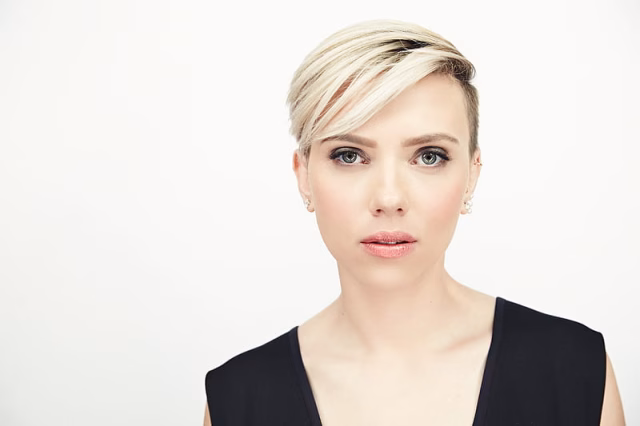 HD-wallpaper-model-fisa-singer-celebrity-2015-actress-women-scarlett-johansson-blonde