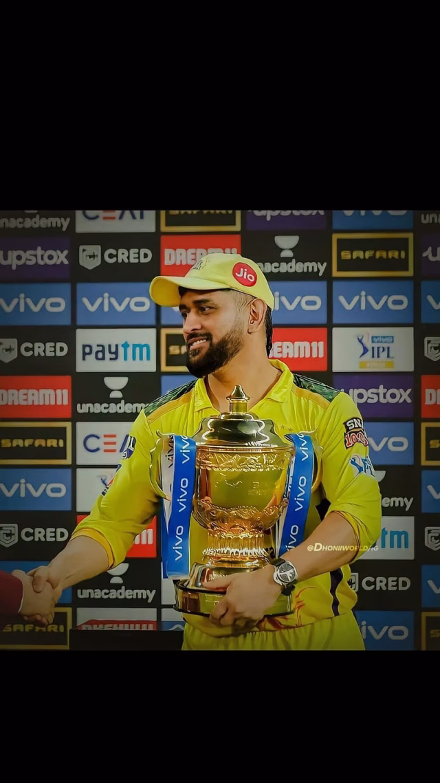 HD-wallpaper-ms-dhoni-holding-trophy-ms-dhoni-holding-trophy-csk-mahi-cricket-sports