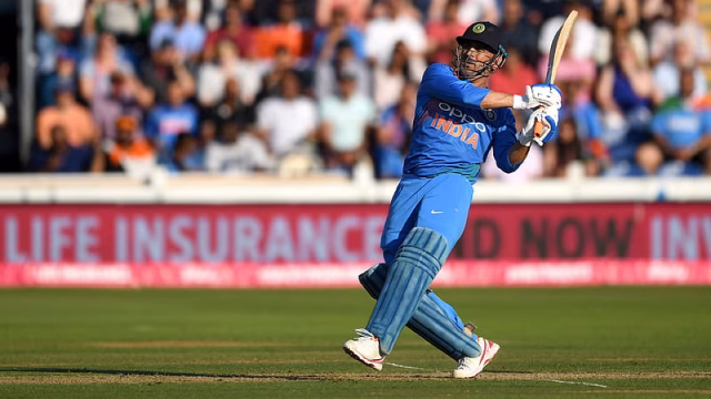 HD-wallpaper-ms-dhoni-second-vitality-international-t20-celebrities
