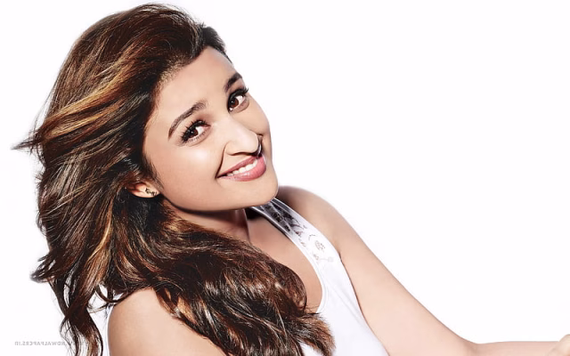 HD-wallpaper-parineeti-chopra-9-parineeti-chopra-celebrities-girls-desi-girls