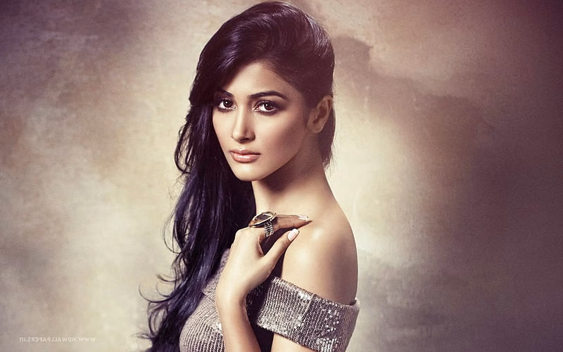 HD-wallpaper-pooja-hedge-2-pooja-hedge-indian-celebrities-girls-desi-girls