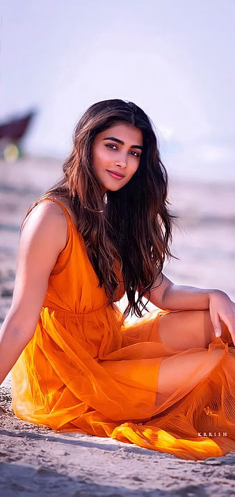 HD-wallpaper-pooja-hegde-eye-thumbnail
