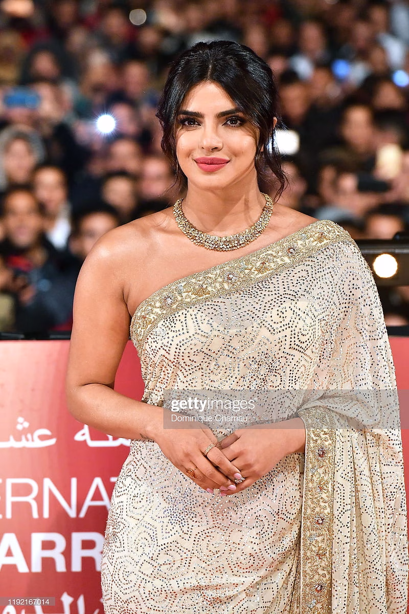 HD-wallpaper-priyanka-chopra-bollywood-hollywood-1