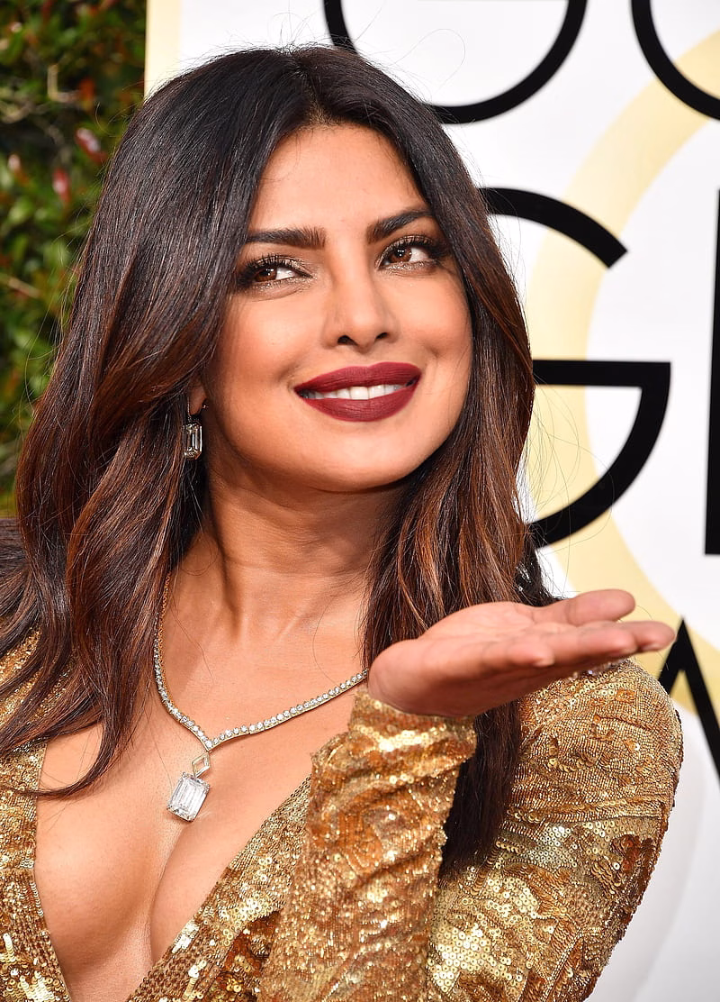 HD-wallpaper-priyanka-chopra-face-bollywood-actress-1