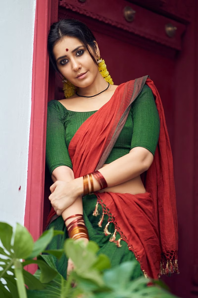HD-wallpaper-raashi-khanna-navaratri-raashi-khanna-tollywood-3