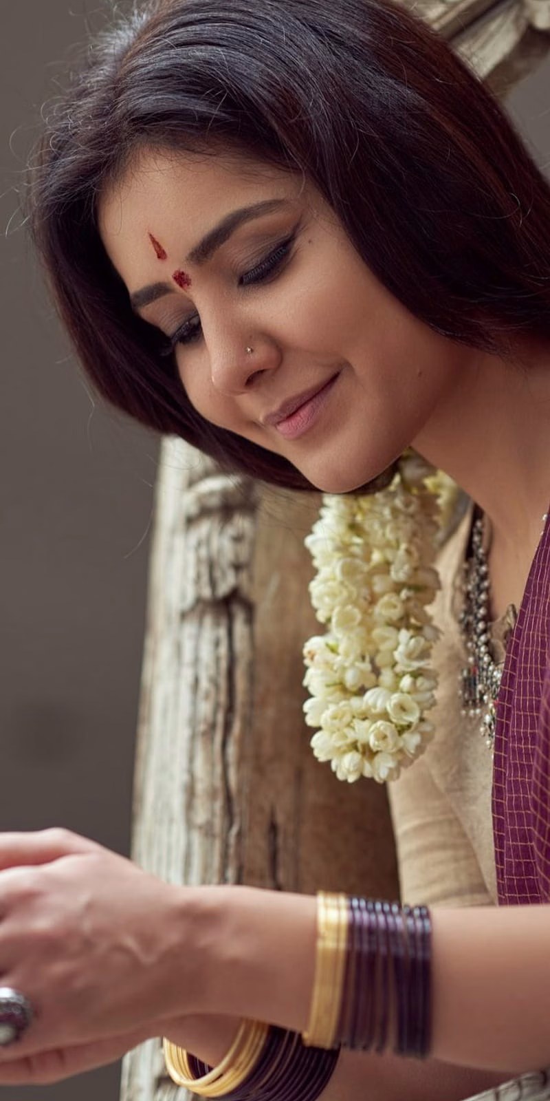 HD-wallpaper-raashi-khanna-navratri-raashi-khanna-tollywood