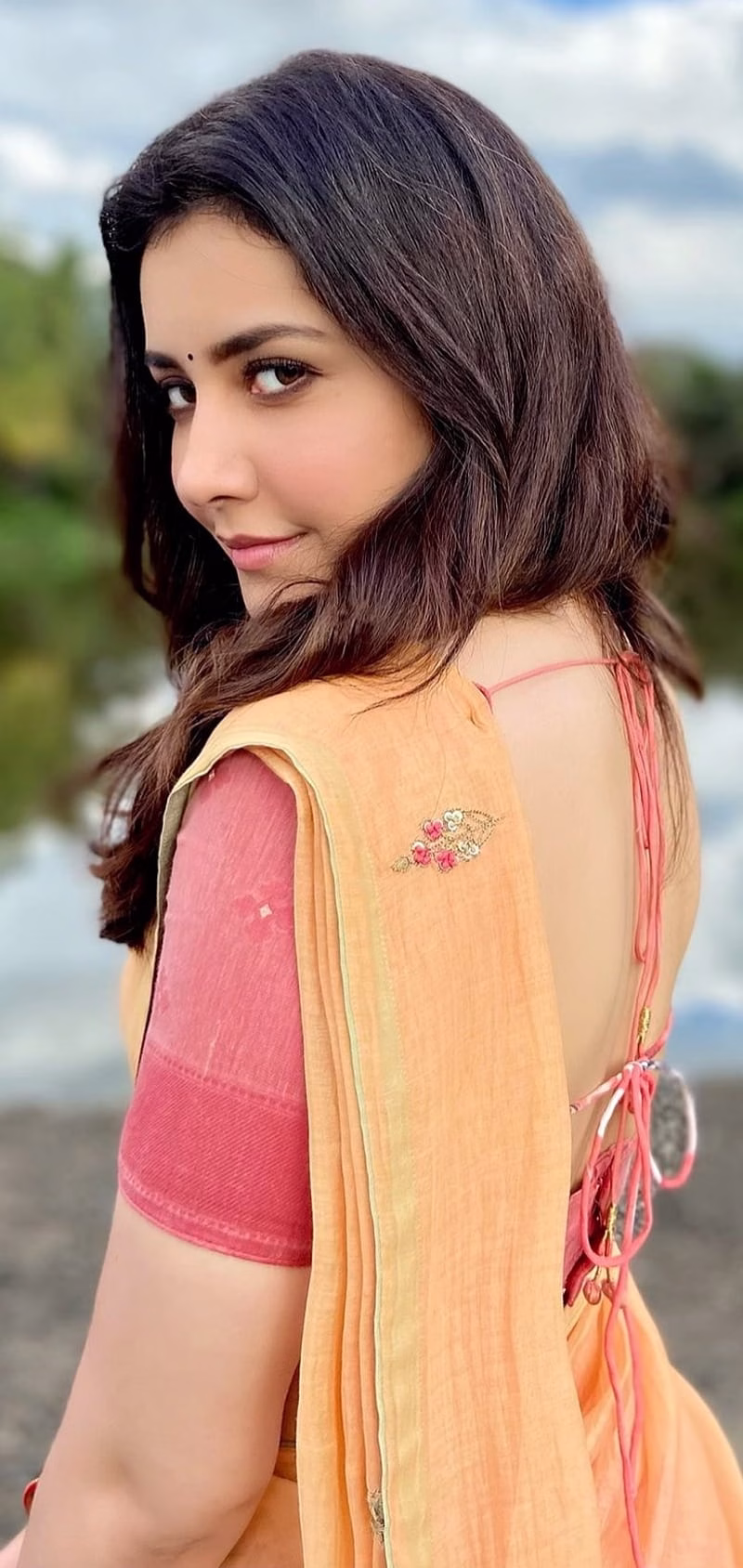 HD-wallpaper-raashi-khanna-raashi-raashi-khanna-tollywood