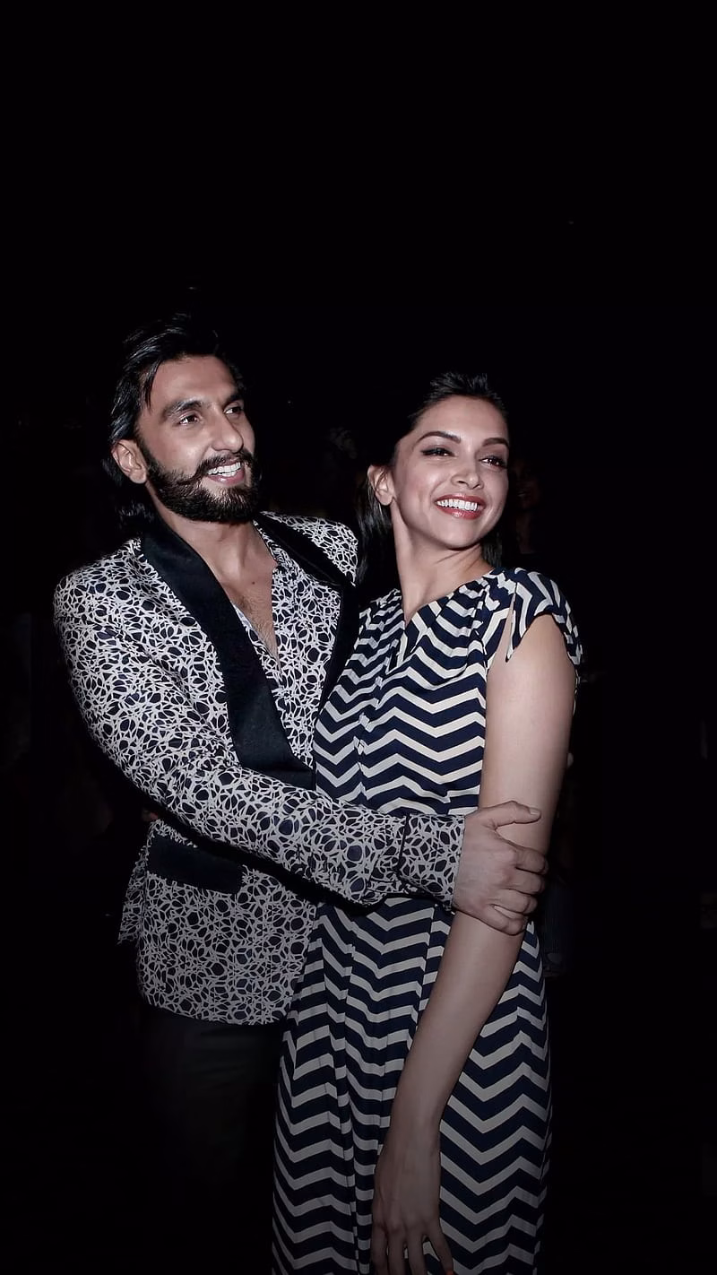 HD-wallpaper-ranveer-and-deepika-bajirao-mastani-couple-deepika-padukone-love-ranveer-singh-simmba-star