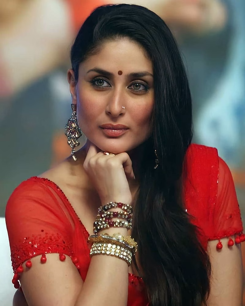 HD-wallpaper-raone-bollywood-actress-kareena-kapoor