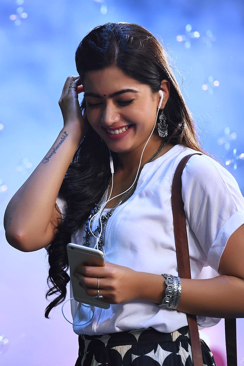 HD-wallpaper-rashmika-mandanna-actress-cute-rashmika-mandana-rashmikamandanna-telugu