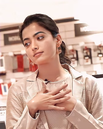 HD-wallpaper-rashmika-mandanna-actress-kannada-actress-kannada-movie-rashmika-rashmika-mandana-rashmikamandana-rashmikamandanna-telugu-actress-telugu-movie-thumbnail-3