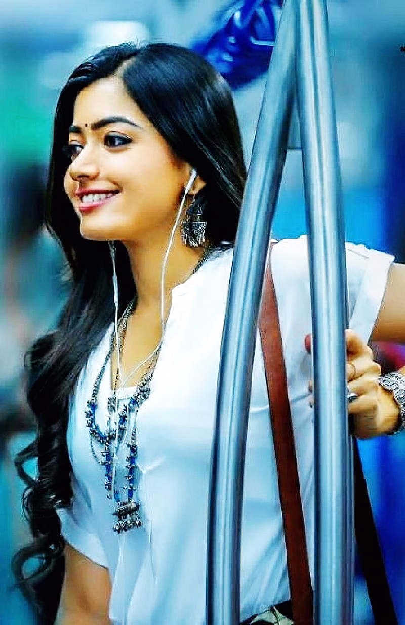 HD-wallpaper-rashmika-mandanna-actress-kannada-rashmika-mandana-rashmikamandana-rashmikamandanna-telugu-21