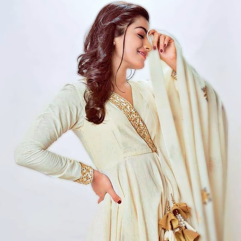 HD-wallpaper-rashmika-mandanna-actress-kannada-rashmika-mandana-rashmikamandana-rashmikamandanna-telugu-40