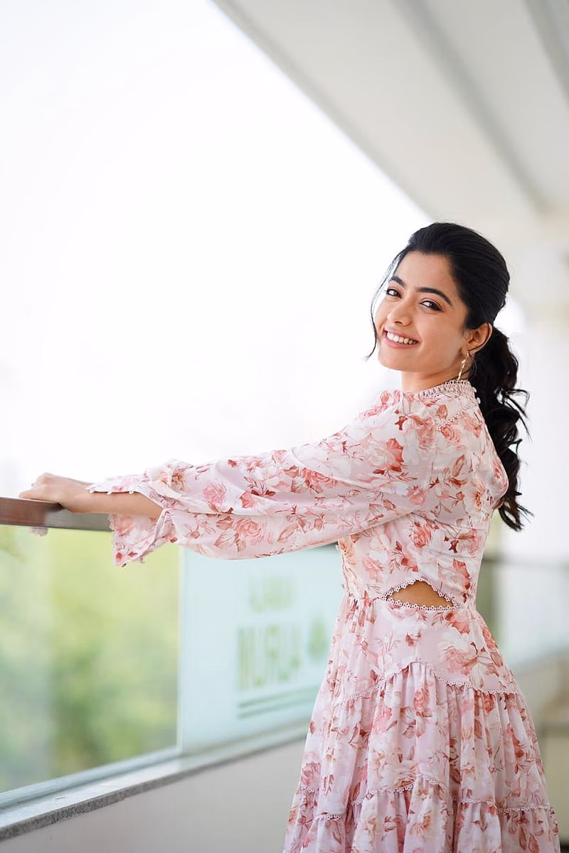 HD-wallpaper-rashmika-mandanna-actress-kannada-rashmika-mandana-rashmikamandanna-telugu-1