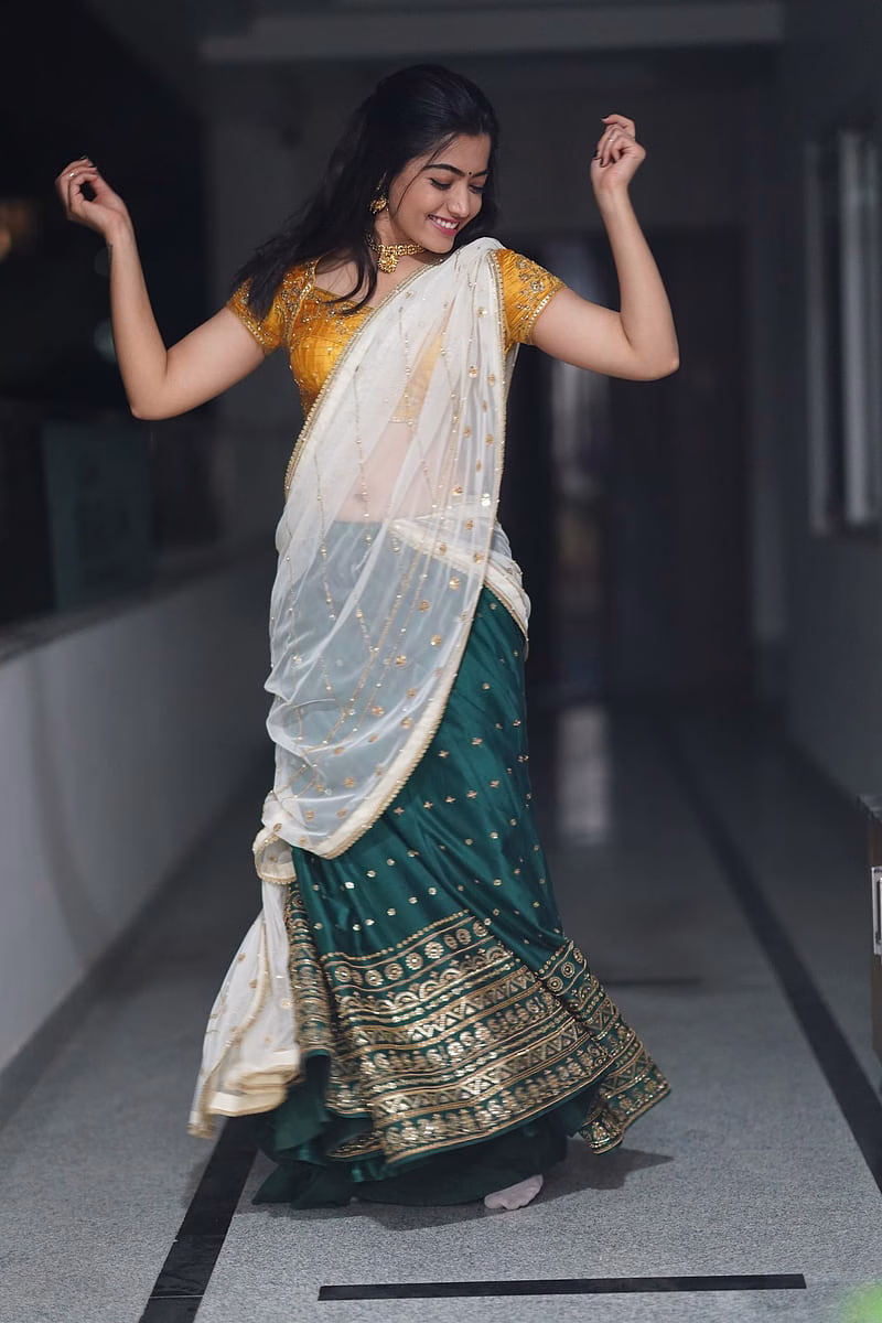 HD-wallpaper-rashmika-mandanna-actress-kannada-rashmikamandanna-telugu-1
