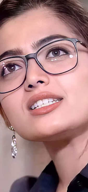 HD-wallpaper-rashmika-mandanna-beautiful-bollywood-tollywood-thumbnail-12