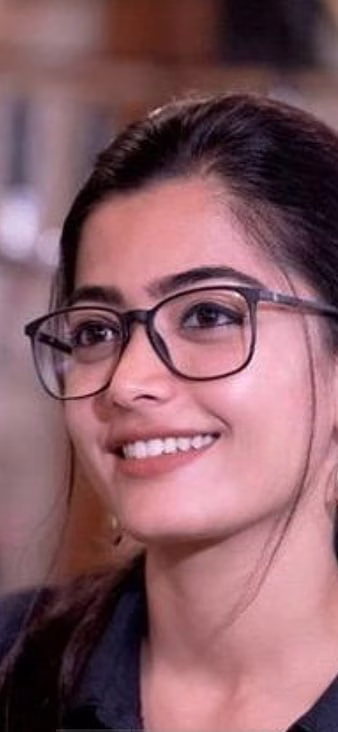 HD-wallpaper-rashmika-mandanna-beautiful-bollywood-tollywood-thumbnail-24