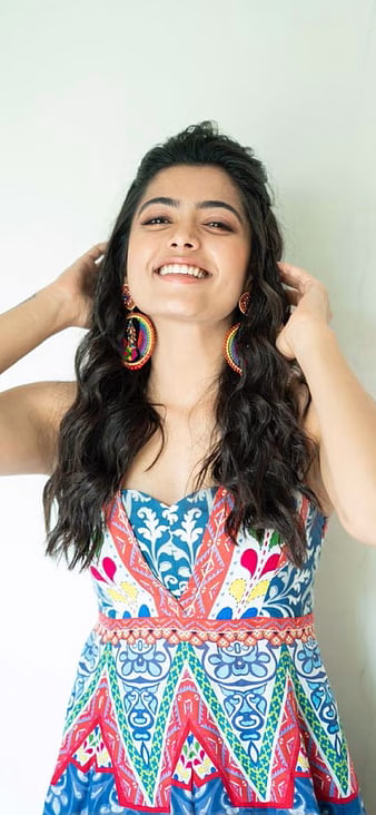 HD-wallpaper-rashmika-mandanna-beautiful-bollywood-tollywood-thumbnail-30
