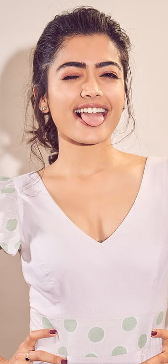 HD-wallpaper-rashmika-mandanna-beautiful-bollywood-tollywood-thumbnail-7