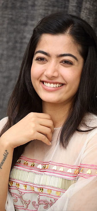 HD-wallpaper-rashmika-mandanna-beautiful-bollywood-tollywood-thumbnail-8