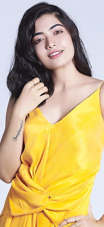 HD-wallpaper-rashmika-mandanna-bollywood-tollywood-thumbnail-15