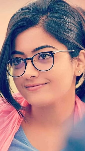 HD-wallpaper-rashmika-mandanna-eyeglasses-rashmika-mandanna-rashmika-heroin-telugu-actress-thumbnail