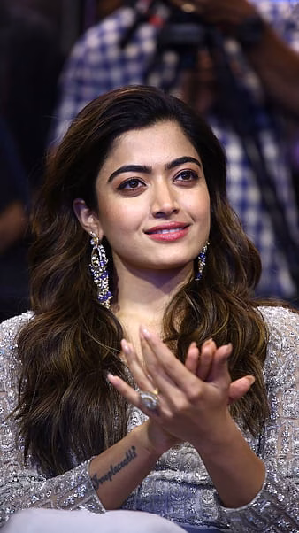 HD-wallpaper-rashmika-mandanna-rashmika-telugu-actress-thumbnail-2