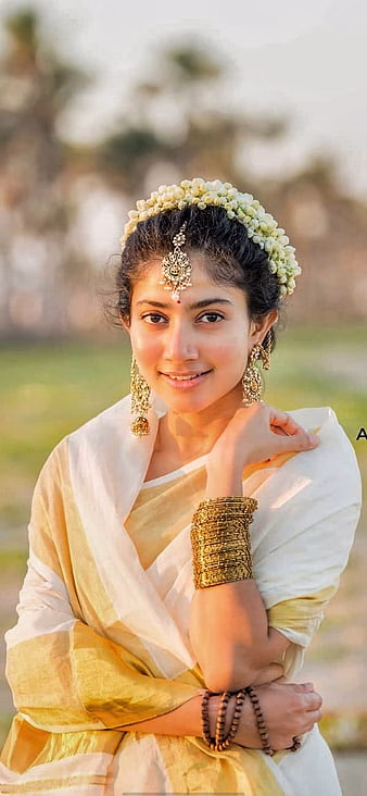 HD-wallpaper-sai-pallavi-actress-fidaa-heroine-kerala-kollywood-malar-mallu-saipallavi-tamil-tollywood-thumbnail-2