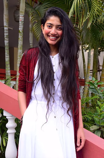 HD-wallpaper-sai-pallavi-actress-malayalam-pallavi-saipallavi-tamil-telugu-thumbnail-1