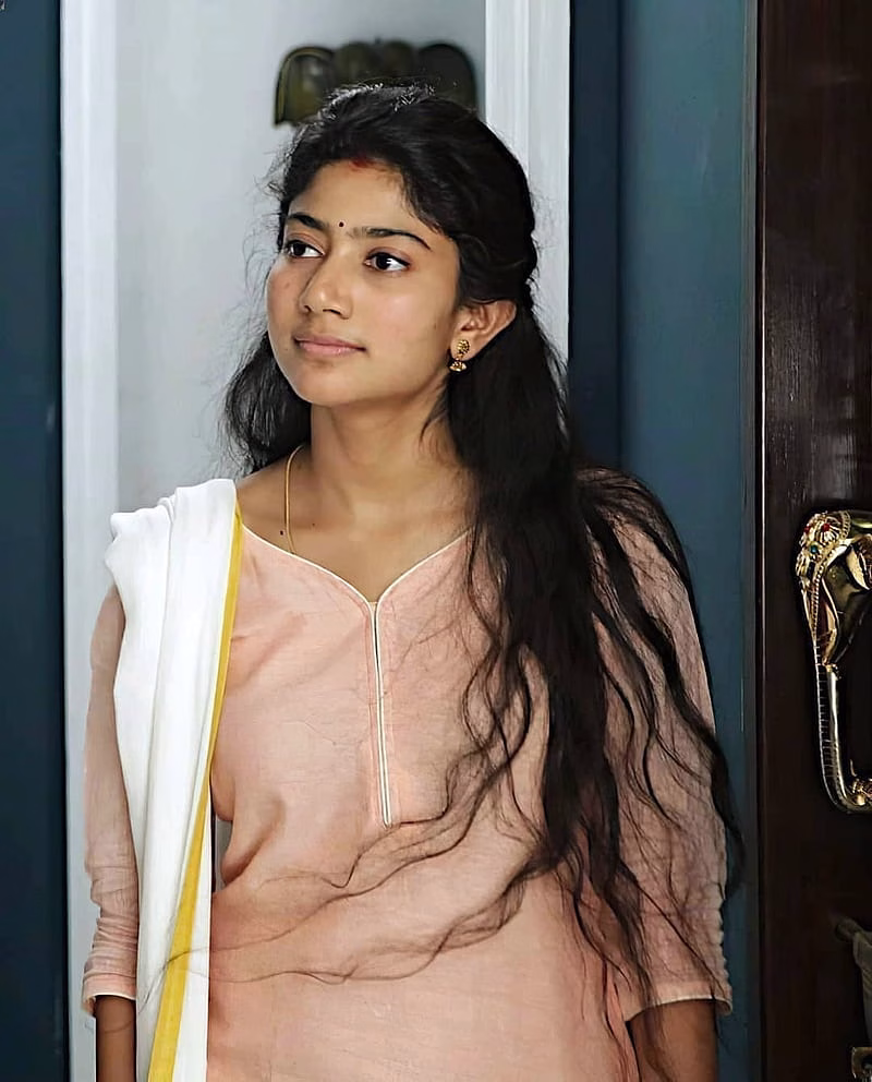HD-wallpaper-sai-pallavi-actress-malayalam-saipallavi-telugu-7