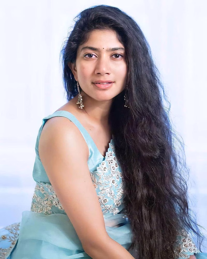 HD-wallpaper-sai-pallavi-cute-face-smiling