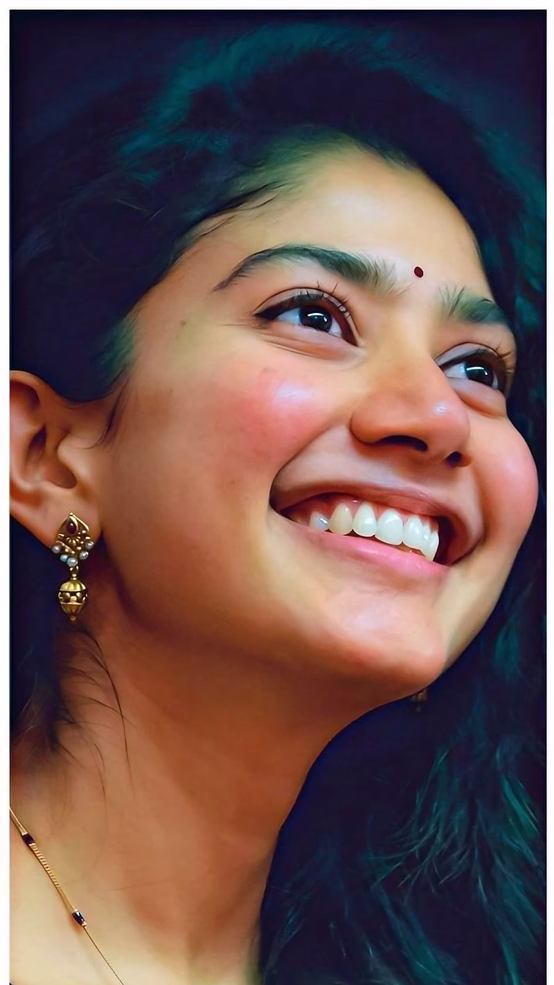 HD-wallpaper-sai-pallavi-face-closeup-indian-actress-sai-pallavi-smile