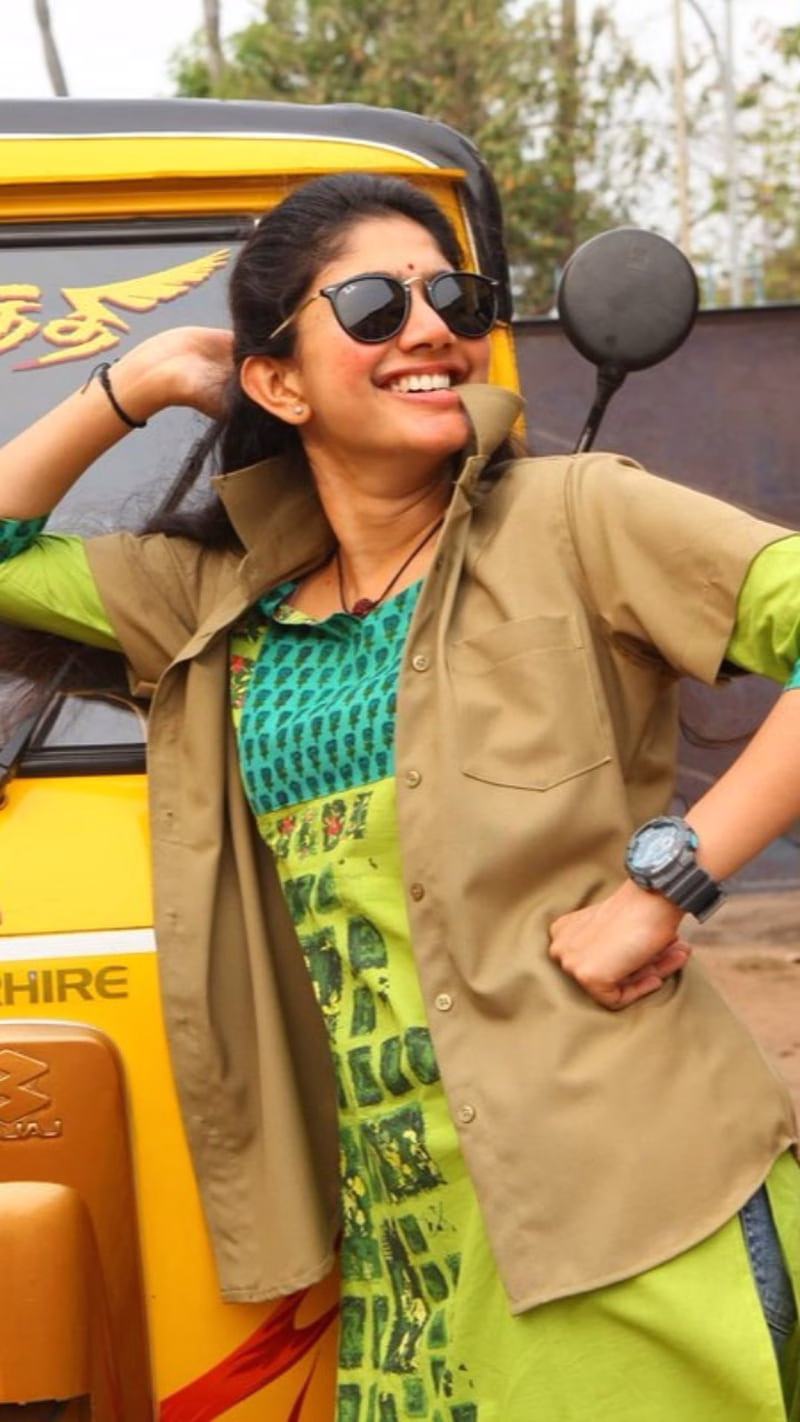 HD-wallpaper-sai-pallavi-maari2-tamil-film