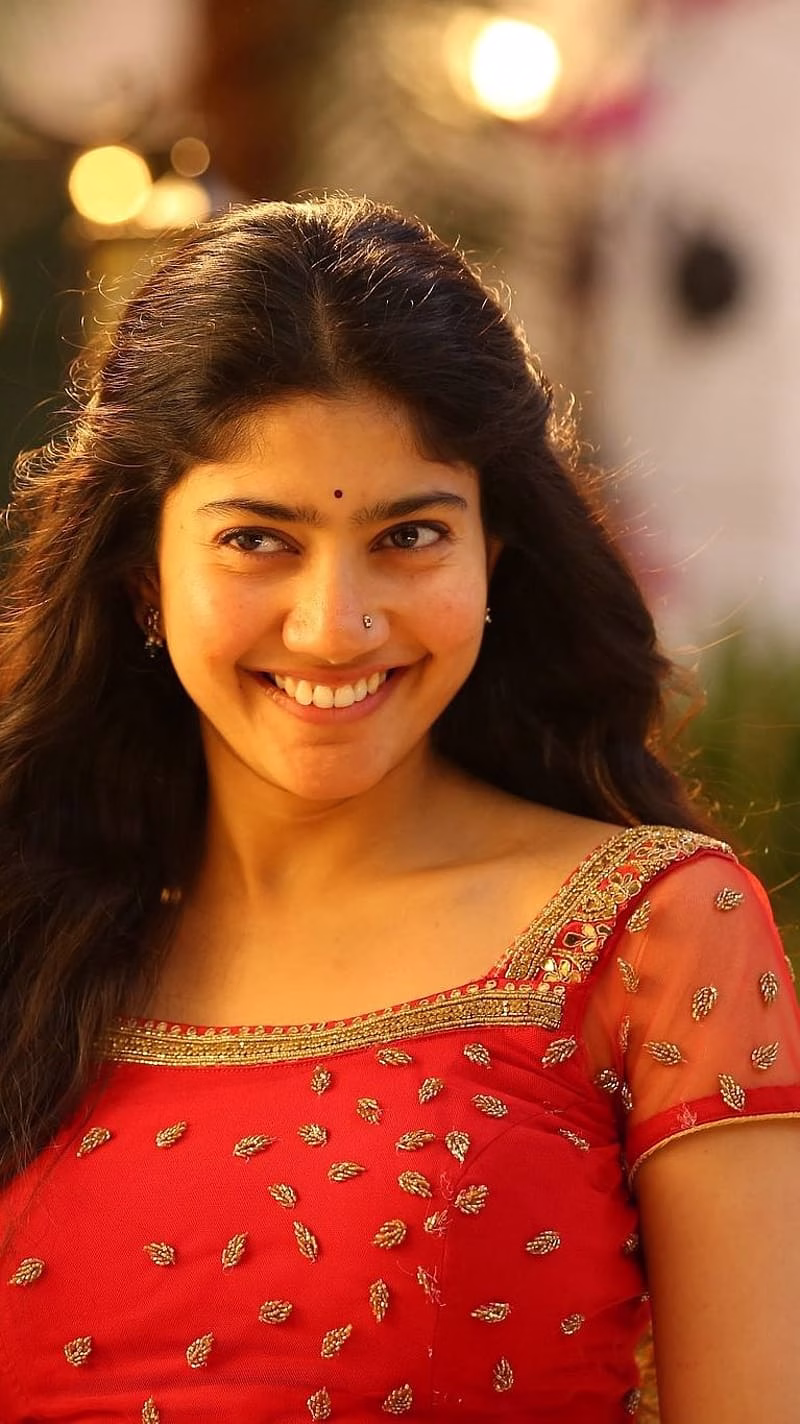 HD-wallpaper-sai-pallavi-tamil-actress-mari2