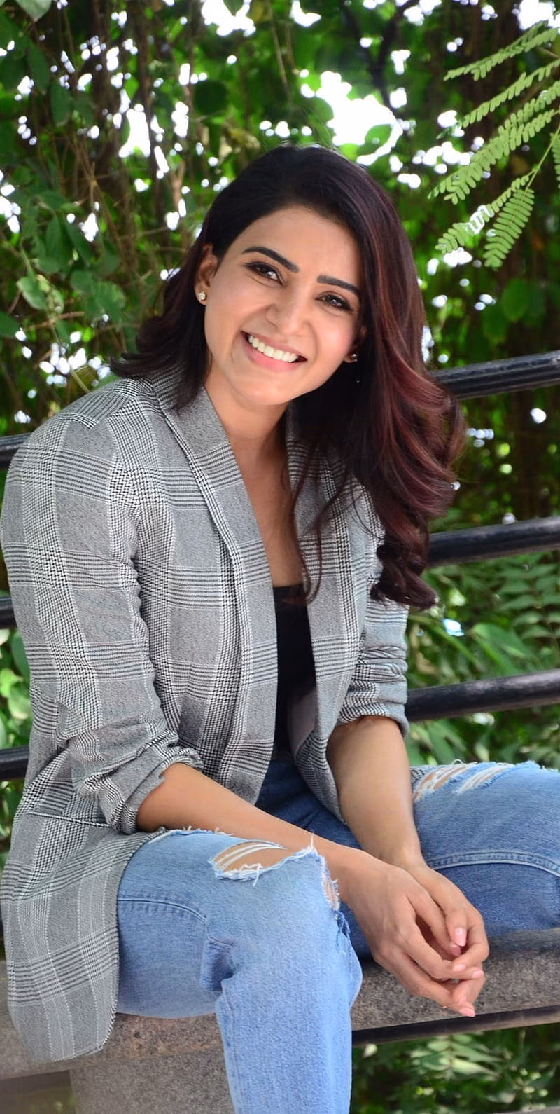 HD-wallpaper-samantha-akkineni-samantha-akkineni-tollywood-1